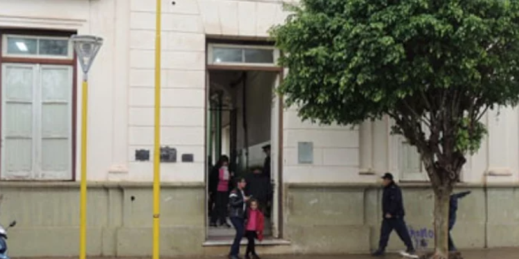 Santo Tomé: denunció a su ex profesora por discriminación y maltratos