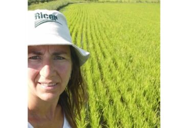 Desde muy chica le inculcaron la pasión por el campo y ahora lleva las riendas del establecimiento familiar en tierras correntinas