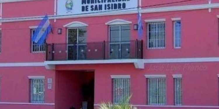 San Isidro: el Intendente anunció bono de $15.000 por el día del trabajador