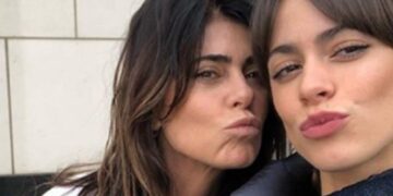 Furioso mensaje de la mamá de Tini Stoessel contra el fotógrafo que capturó a la cantante con Rodrigo de Paul