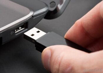 Lo descubrieron porque abusaba de su hija de 13 años y lo grababa en un pendrive
