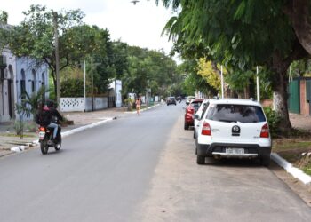 Ituzaingó: salió a correr desnuda y se metió al río Paraná