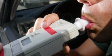 Rompió el récord mundial de alcoholemia y terminó metido en una zanja