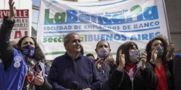 Paritarias: bancarios cerraron un acuerdo del 60% para 2022