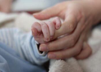 Encontraron a la madre del bebé abandonado en el hospital Pediátrico