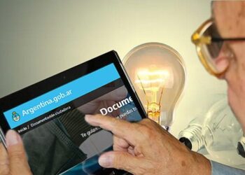 Así es el formulario para mantener los subsidios en la luz y en el gas