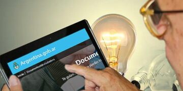 Así es el formulario para mantener los subsidios en la luz y en el gas