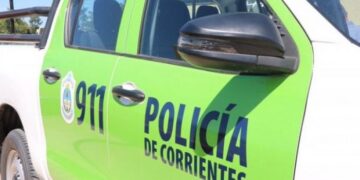 Corrientes: A punta de pistola delincuentes le robaron $200 mil pesos a una mujer