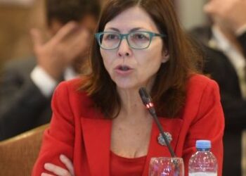Batakis: “A partir de ahora no vamos a gastar más de lo que tenemos”