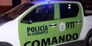 Vestidos de policías atacaron a madre de un productor y se llevaron 240 mil dólares