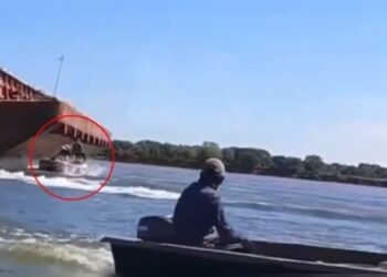 Video: Así fue el momento en el que una barcaza chocó a una lancha