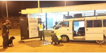 Corrientes: Llevaban 51 kilos de marihuana dentro de un falso techo