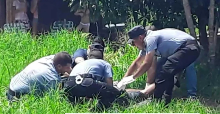 Esquina: encontraron el cuerpo de un hombre en una zanja