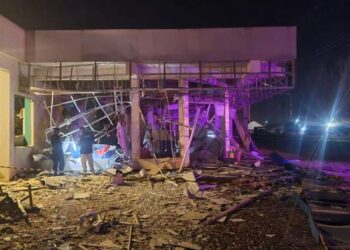 Asalto tipo comando en Paraguay: destrozaron un banco con dinamita