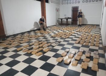 Prefectura incautó más de 200 kilos de marihuana en Itatí:  hay dos detenidos