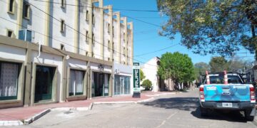 Esquina: encontraron a un hombre sin vida en un hotel