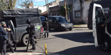 Un joven se atrincheró en su vivienda tras atacar a su madre