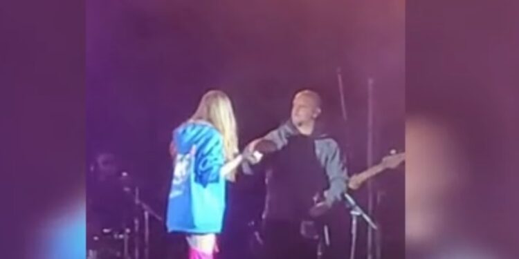 Susto en el recital de Tini Stoessel: ¿Qué fue lo que pasó?