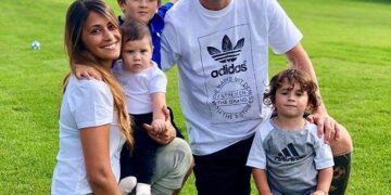 Antonela Roccuzzo mostró la felicidad de Mateo Messi al conseguir la figurita de su papá