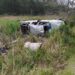 Una camioneta despistó y volcó en una ruta de Corrientes: un muerto