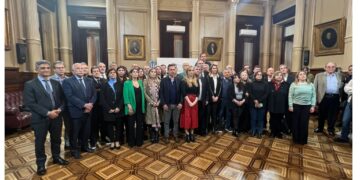 Los senadores del oficialismo y la oposición hicieron una declaración conjunta en repudio al atentado contra la Vicepresidenta