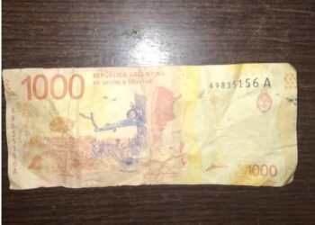 Corrientes: Detenido tras intentar comprar en varios kioscos con billetes falsos