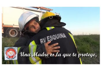 El emotivo saludo de los Bomberos Voluntarios de Esquina por el Día de la Madre
