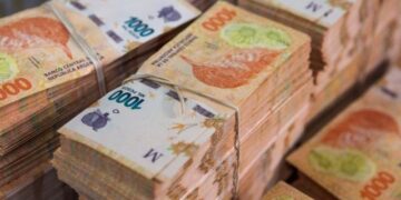 Santiago del Estero: bono de 200 mil pesos e incremento del 95% para los empleados públicos