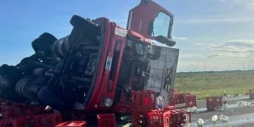 Fuerte choque en Itatí involucró a un camión y dos automóviles