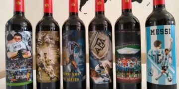 Ahora la frase “¿Qué mirás bobo? ¡Andá pa allá!” tiene su propio vino
