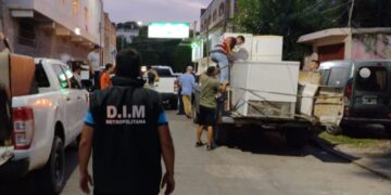 Con una camioneta le desvalijaron la casa: hay un detenido