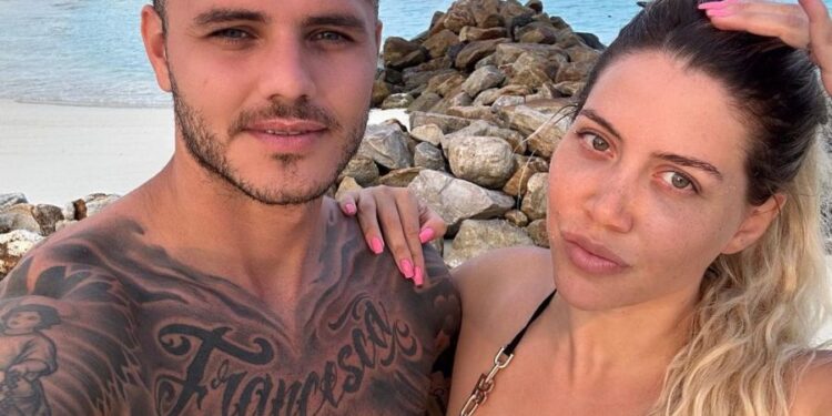 Mauro Icardi separado y muy cerca de una modelo en un boliche