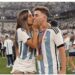 Repudio por la actitud de la novia de Julián Álvarez con unos niños