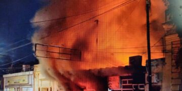 Se incendió una histórica panadería de la ciudad de Esquina