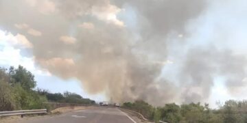 Controlaron el incendio que había obstaculizado el tránsito por Ruta 12 entre Goya y Esquina