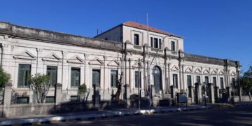La Escuela Normal emitió un comunicado para los ingresantes a la secundaria