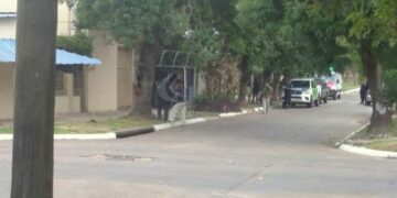 Un hombre mantuvo secuestradas a su esposa y su hija de 8 años