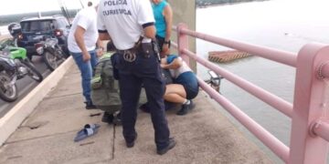 Heróico rescate en el Puente General Belgrano