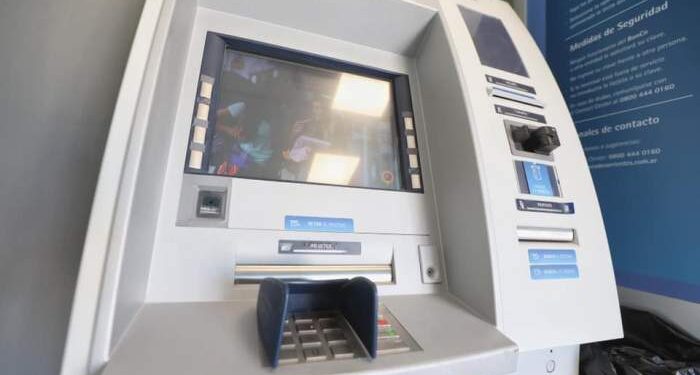 El lunes arrancaría el pago del plus de refuerzo para estatales