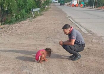 Chaco: una nena de 2 años deambulaba sola por una avenida