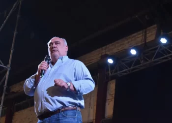 Colombi: “Si Milei gana, dura 6 meses en el poder”