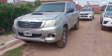 Robaron una camioneta en Santa Ana y la abandonaron en Corrientes