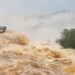 Las fotos de la feroz crecida del río Iguazú que obligó el cierre de las Cataratas