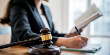 Mercedes: abogada fue encontrada responsable de falsificar documentos
