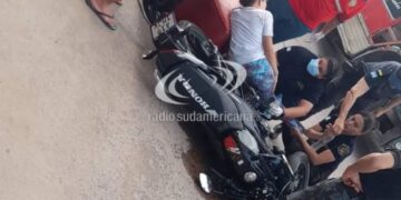 Tremendo: chocó con una moto y un hierro se incrustó en su entrepierna