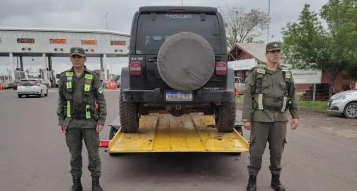 Secuestraron un auto de alta gama en el puente Chaco-Corrientes