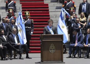 “No hay alternativa al ajuste y al shock”: las primeras definiciones económicas de Javier Milei como presidente