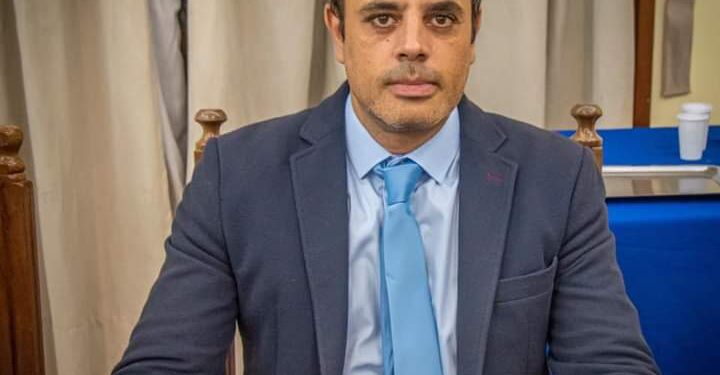 “En vez de gestionar nuevas obras vamos a tener que reparar la Costanera que no tenía ni un año”