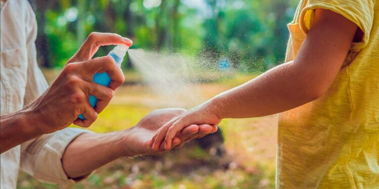 La Anmat prohibió la venta de una marca de repelente