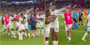 Escándalo en Ecuador: se pelearon dos jugadores en plena cancha